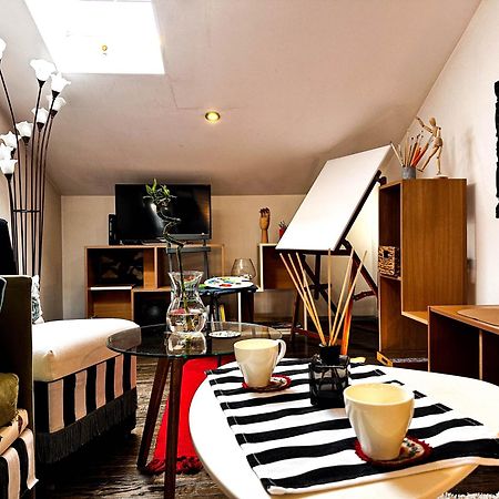 Appartamento Family Penthouse Old Town Heart Renovated Belgrado Esterno foto